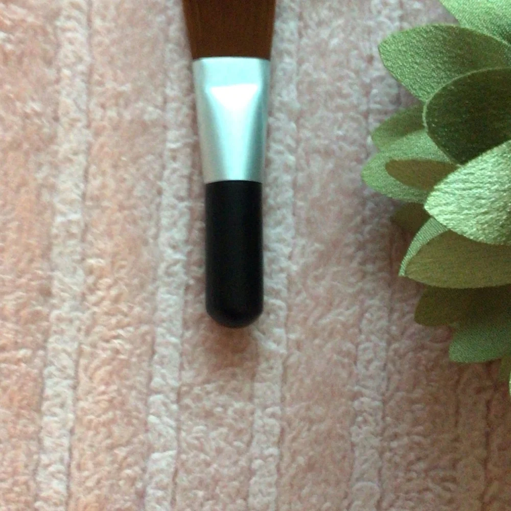 Small Makeup Brush in Black and Silver 3inches